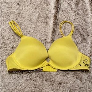 Victoria’s Secret 34B Very Sexy PUSH-UP